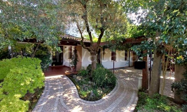 casa indipendente in vendita a Colceresa in zona Villa