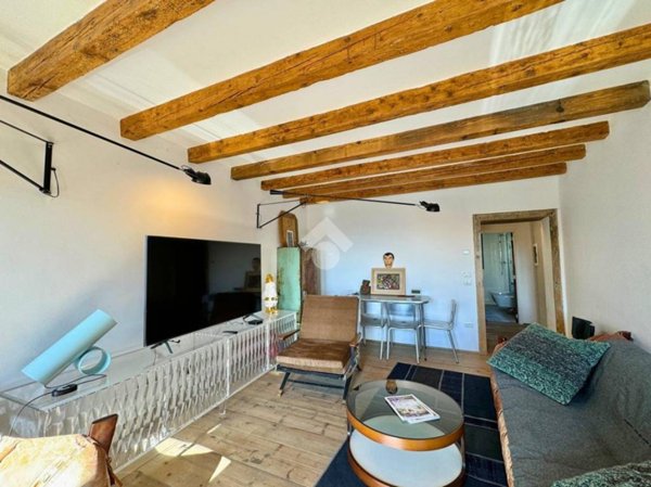 casa indipendente in vendita a Colceresa