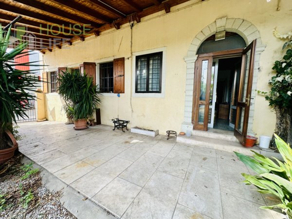 casa indipendente in vendita a Colceresa in zona Mason Vicentino