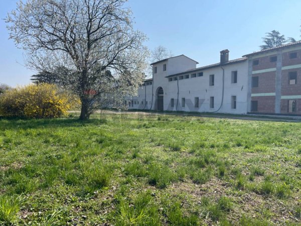 casa indipendente in vendita a Colceresa in zona Molvena