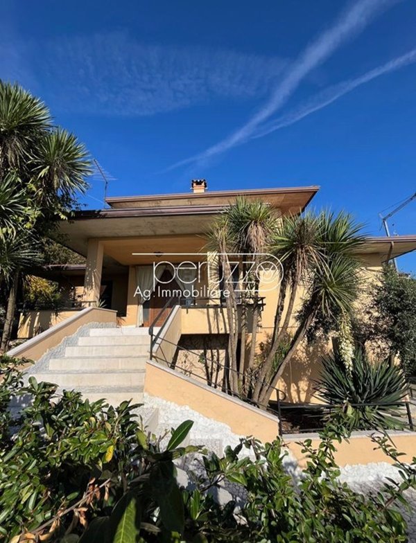 casa indipendente in vendita a Colceresa in zona Villa