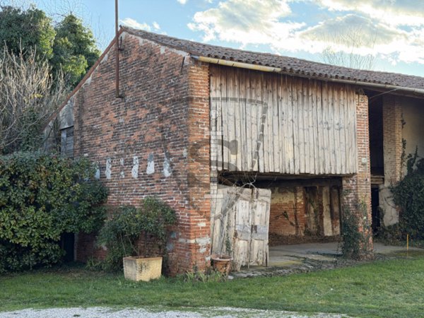 casa indipendente in vendita a Colceresa