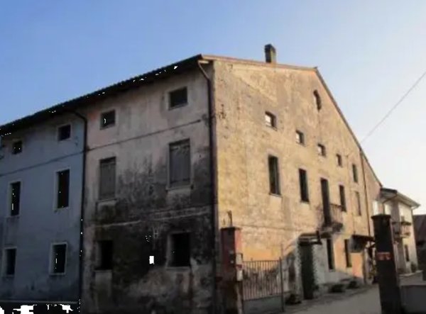 casa indipendente in vendita a Colceresa