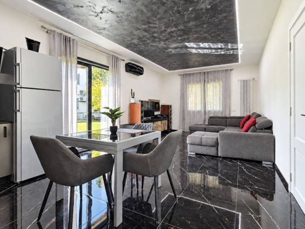 casa indipendente in vendita a Colceresa in zona Villaraspa