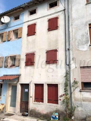 casa semindipendente in vendita a Lusiana Conco in zona Gomarolo