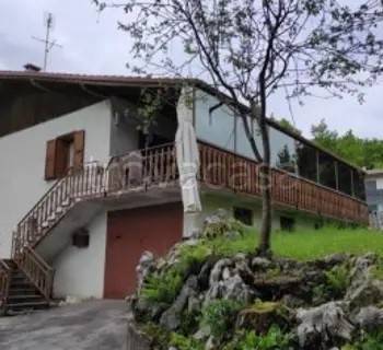 appartamento in vendita a Lusiana Conco in zona Lusiana