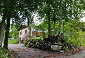 casa indipendente in vendita a Lusiana Conco in zona Conco
