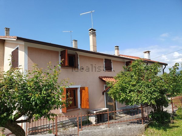 casa semindipendente in vendita a Lusiana Conco in zona Conco