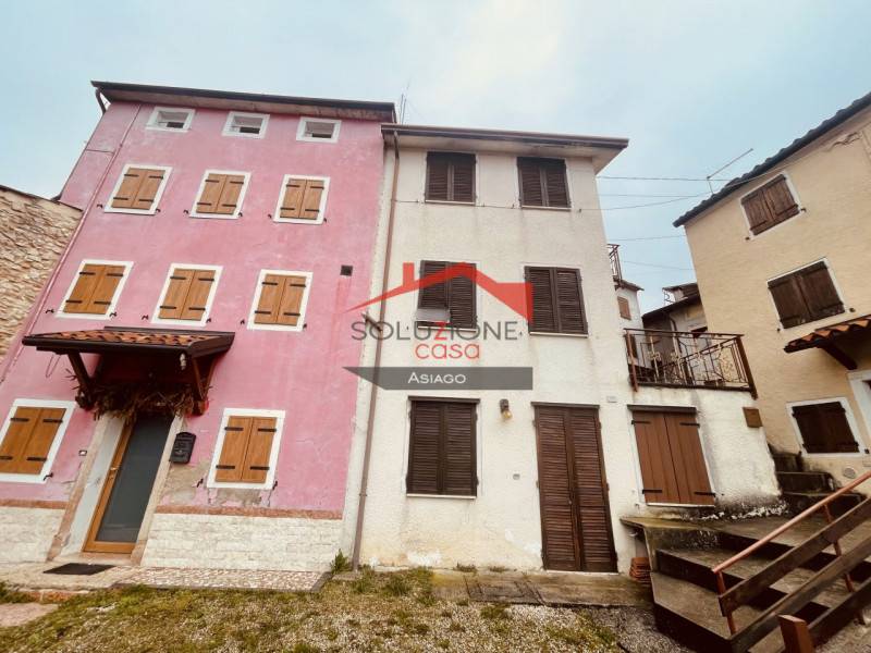casa indipendente in vendita a Lusiana Conco in zona Fontanelle