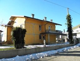 appartamento in vendita a Lusiana Conco in zona Lusiana