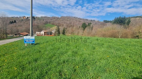 terreno edificabile in vendita a Lusiana Conco in zona Conco
