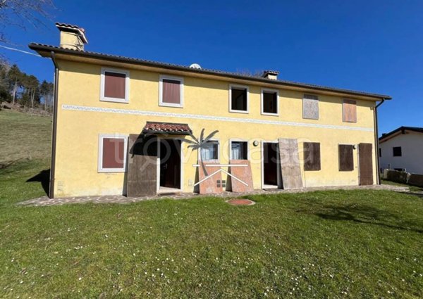 casa indipendente in vendita a Lusiana Conco