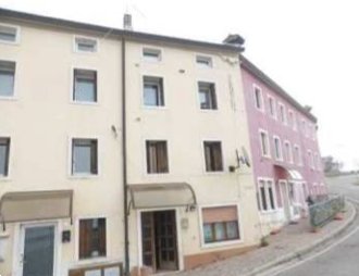 appartamento in vendita a Lusiana Conco in zona Lusiana