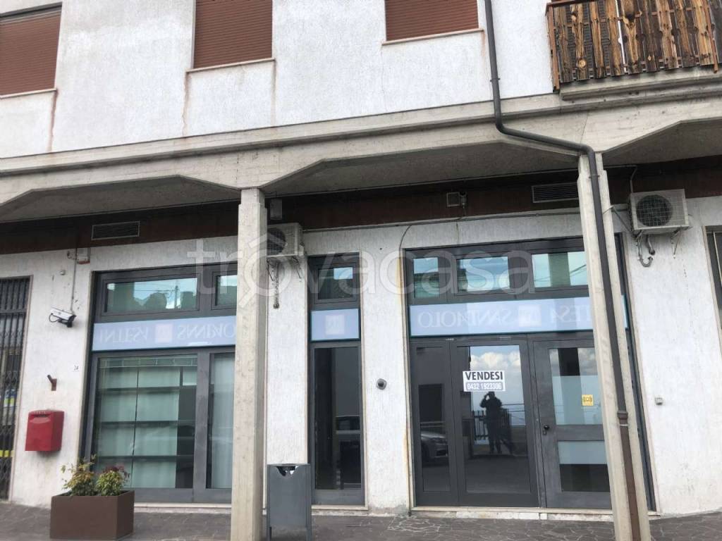 negozio in vendita a Lusiana Conco in zona Lusiana