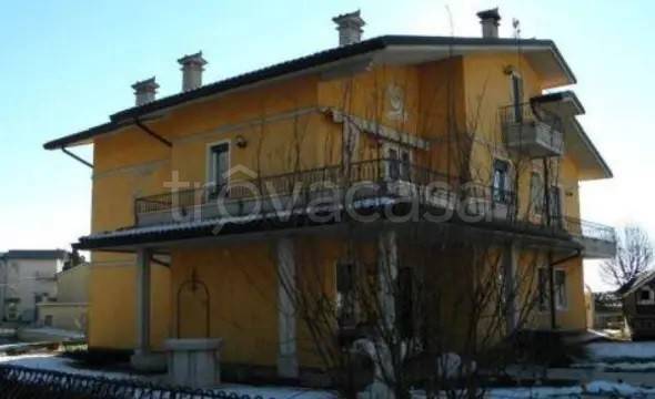 appartamento in vendita a Lusiana Conco in zona Lusiana