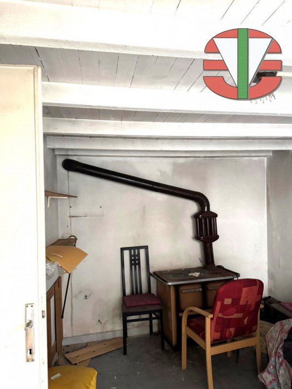 casa indipendente in vendita a Lusiana Conco in zona Lusiana