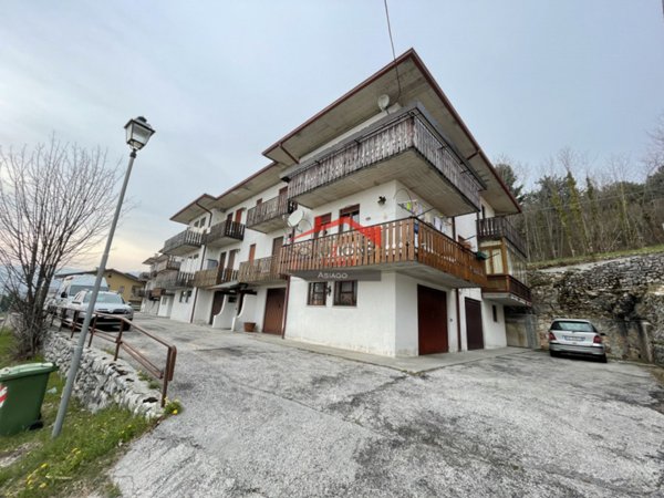appartamento in vendita a Lusiana Conco in zona Conco