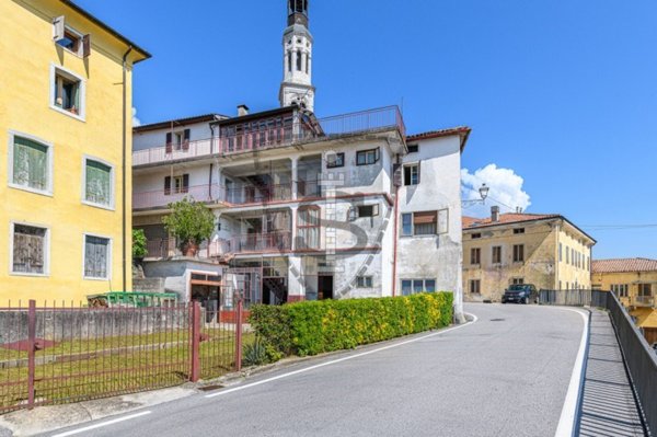 casa indipendente in vendita a Lusiana Conco