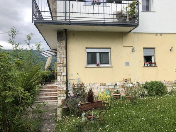 appartamento in vendita a Lusiana Conco in zona Conco