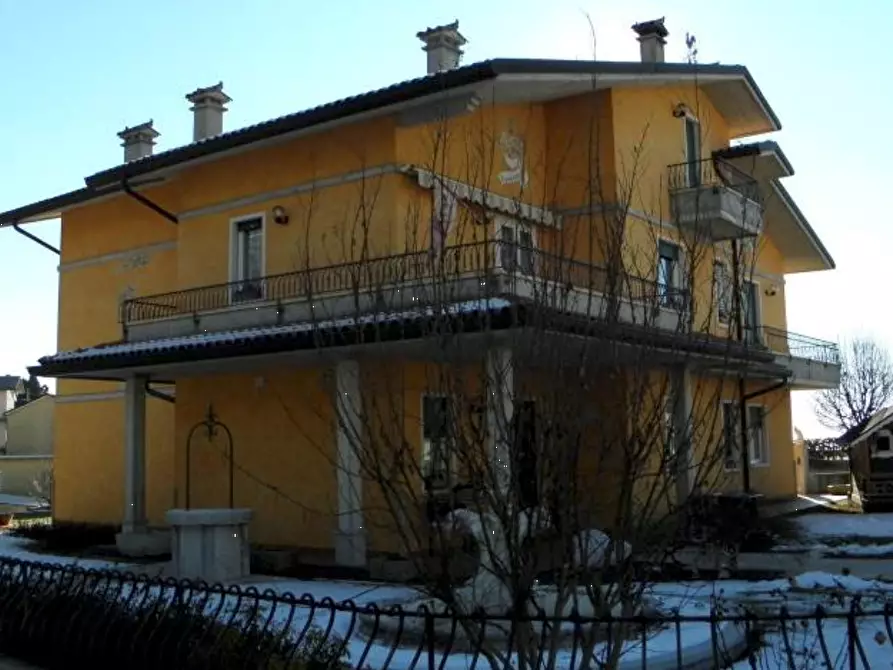 casa indipendente in vendita a Lusiana Conco in zona Velo