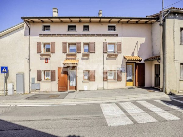 casa indipendente in vendita a Lusiana Conco