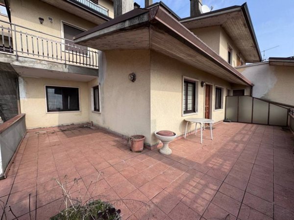 appartamento in vendita a Lusiana Conco in zona Lusiana