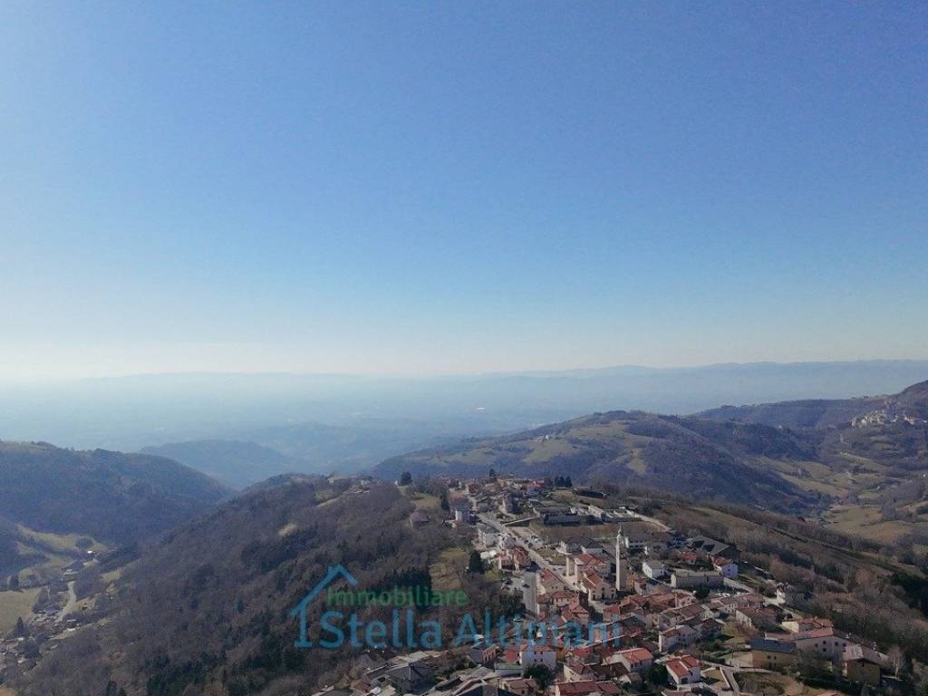 appartamento in vendita a Lusiana Conco in zona Lusiana