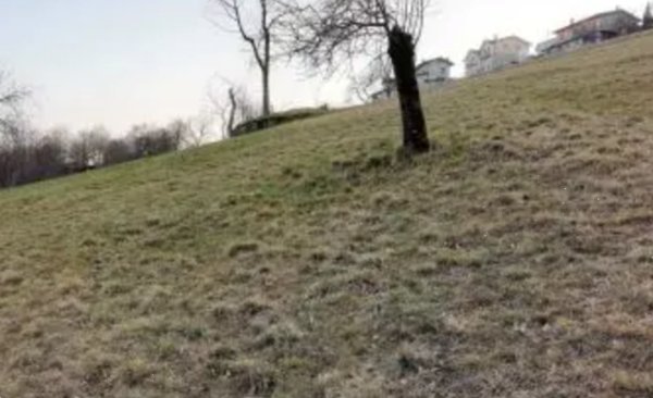 terreno edificabile in vendita a Lusiana Conco