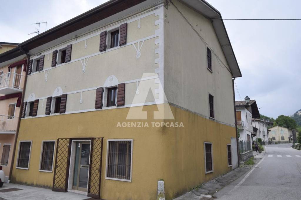 casa indipendente in vendita a Lusiana Conco in zona Santa Caterina