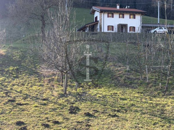 villa in vendita a Lusiana Conco in zona Santa Caterina
