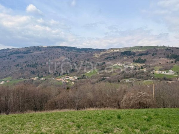 terreno edificabile in vendita a Lusiana Conco in zona Conco