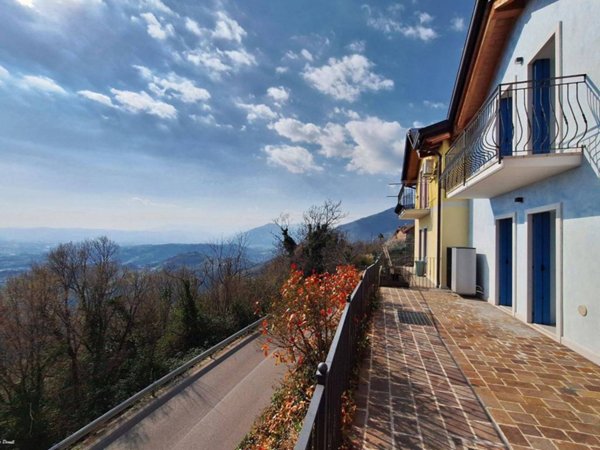 casa indipendente in vendita a Lusiana Conco in zona Velo