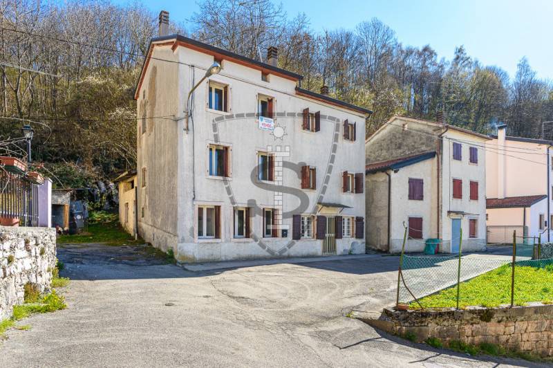 casa indipendente in vendita a Lusiana Conco in zona Conco