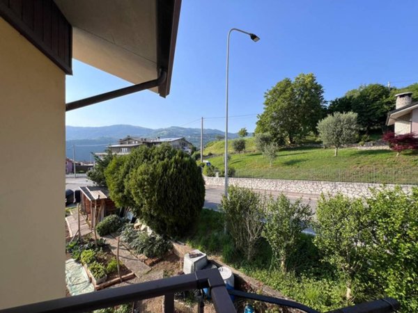 casa indipendente in vendita a Lusiana Conco in zona Velo