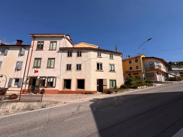 casa indipendente in vendita a Lusiana Conco in zona Conco