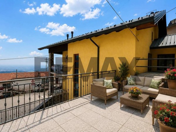 casa indipendente in vendita a Lusiana Conco in zona Lusiana