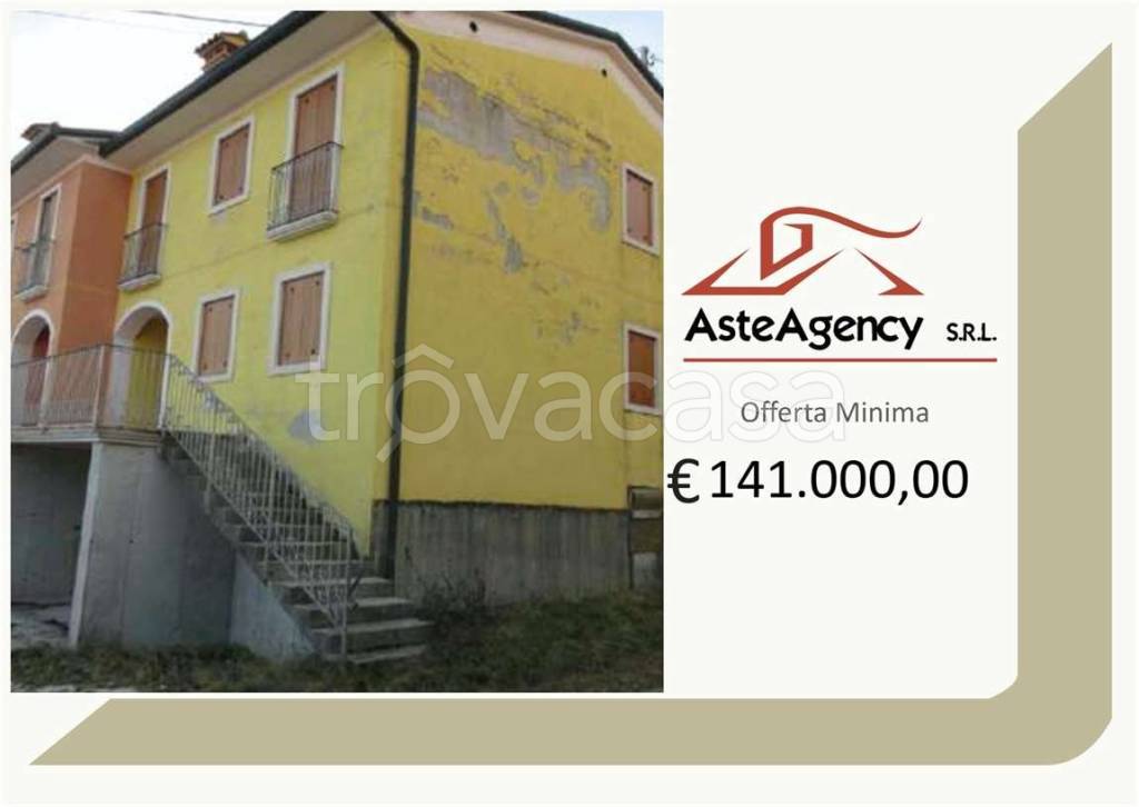 casa indipendente in vendita a Lusiana Conco in zona Fontanelle