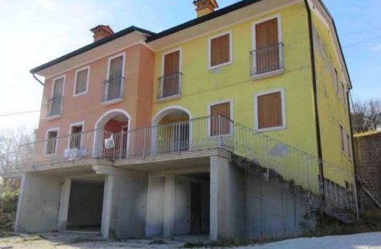 appartamento in vendita a Lusiana Conco in zona Fontanelle