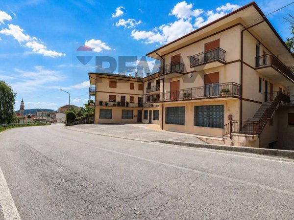 appartamento in vendita a Lusiana Conco in zona Conco