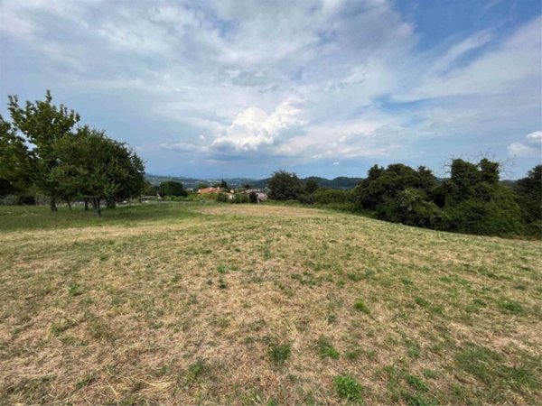 terreno edificabile in vendita a Sovizzo in zona Vigo