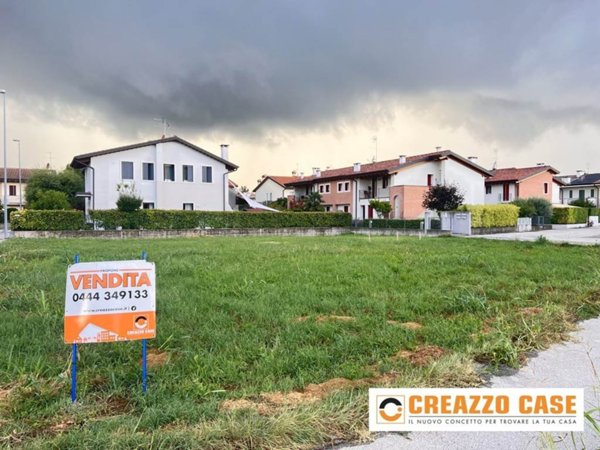 casa indipendente in vendita a Sovizzo