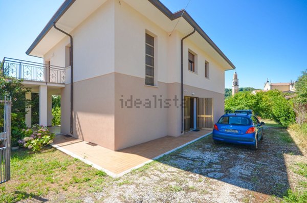 casa indipendente in vendita a Sovizzo in zona Gambugliano