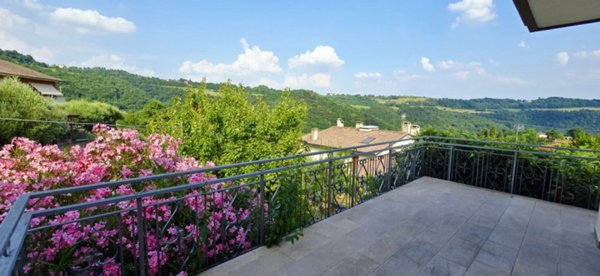 casa indipendente in vendita a Sovizzo in zona Gambugliano