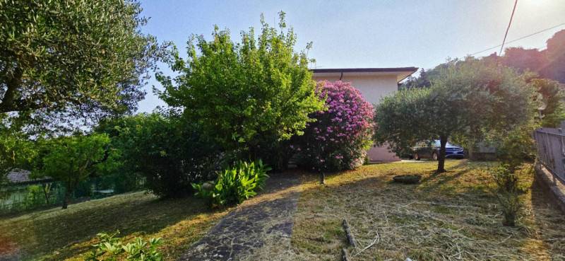 casa indipendente in vendita a Sovizzo in zona Gambugliano
