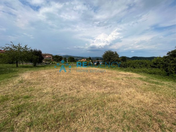terreno edificabile in vendita a Sovizzo in zona Vigo