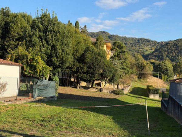 terreno edificabile in vendita a Sovizzo in zona Gambugliano
