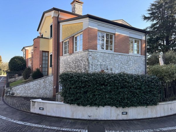 casa indipendente in vendita a Sovizzo