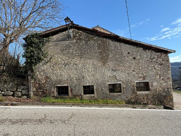 casa indipendente in vendita a Sovizzo in zona Gambugliano