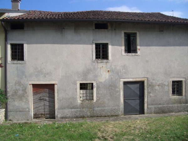 casale in vendita a Sovizzo in zona Sovizzo Colle