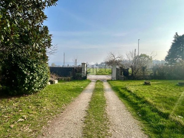 casa indipendente in vendita a Sovizzo